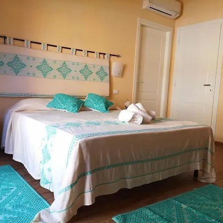 Le Orchidee 3* ボーザ